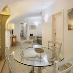 아파트 Pandolfini Courtyard *