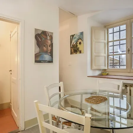 Pandolfini Courtyard 피렌체