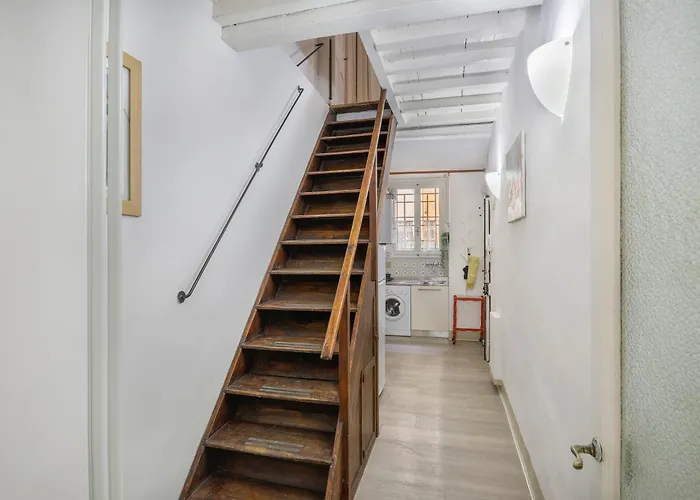 Pandolfini Courtyard