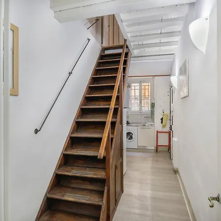 Pandolfini Courtyard